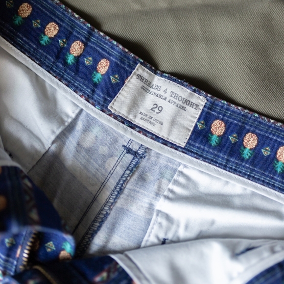 Vintage Pineapple short - Picture 5 of 7